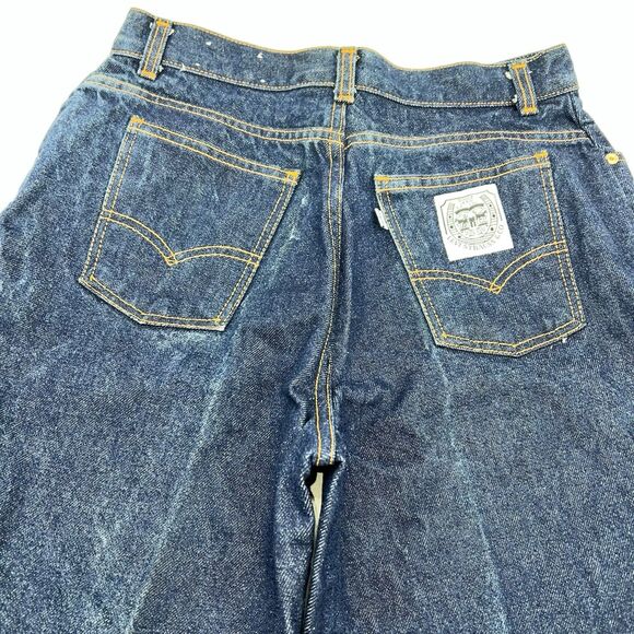 Vintage Levi's from the 1970s/1980s White Tag/ Two Horse Patch 30" - Picture 6 of 16